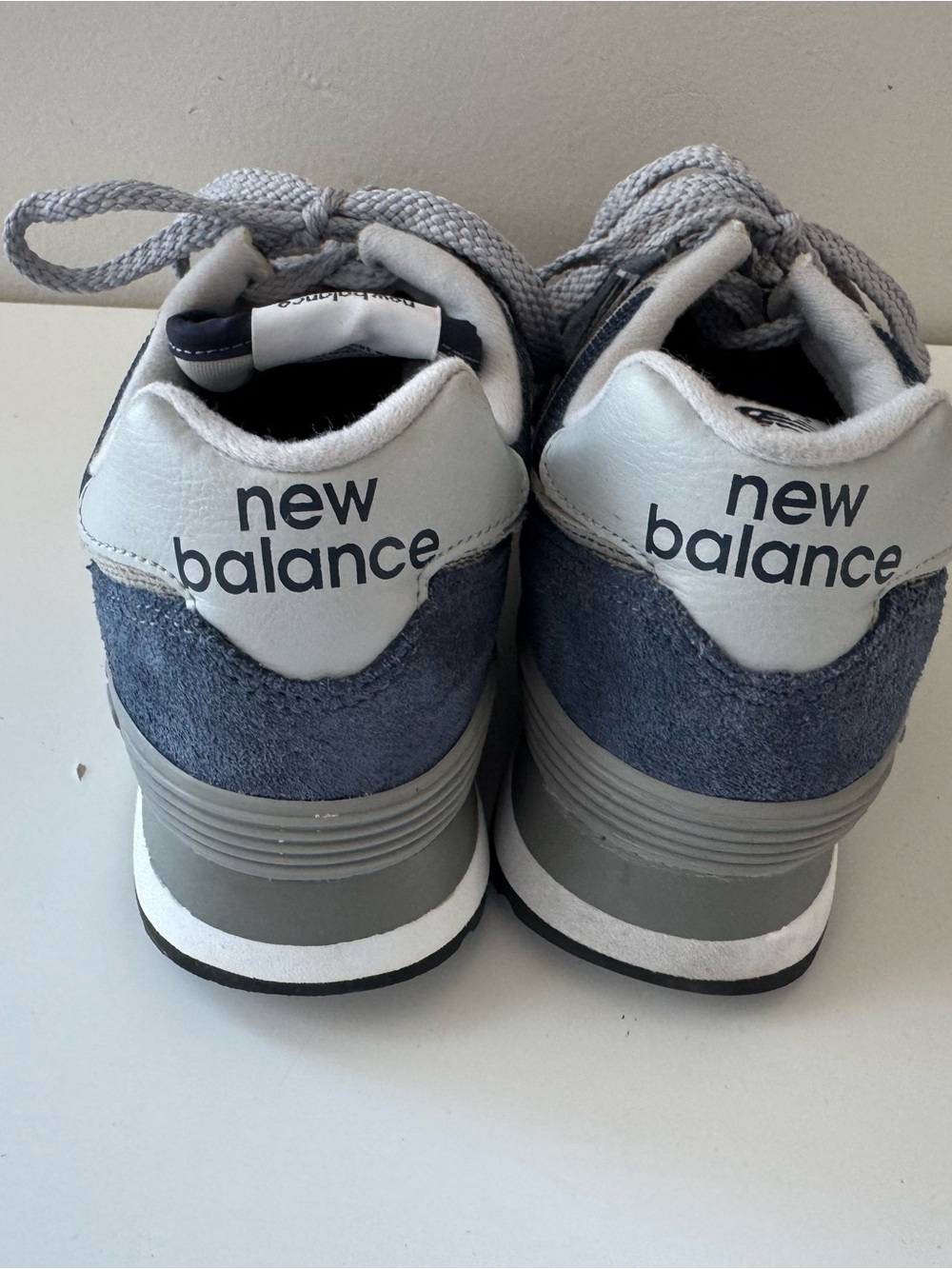 New Balance 574 Classic Sz 7.5 Womens Blue Sneakers Running Shoes EU 38 - Picture 3 of 11